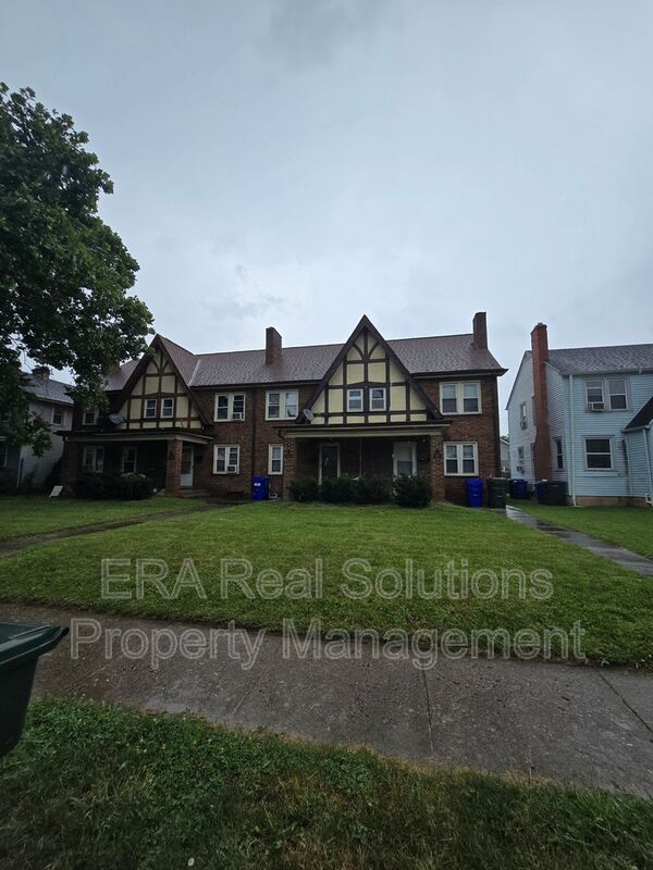 Columbus Condo: 598 S Hague Ave