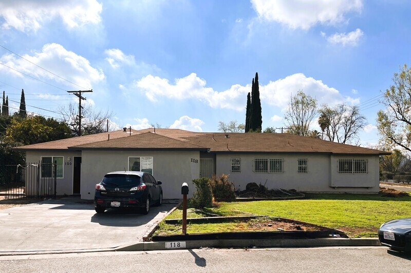 Riverside House: 118 E Shady Grove