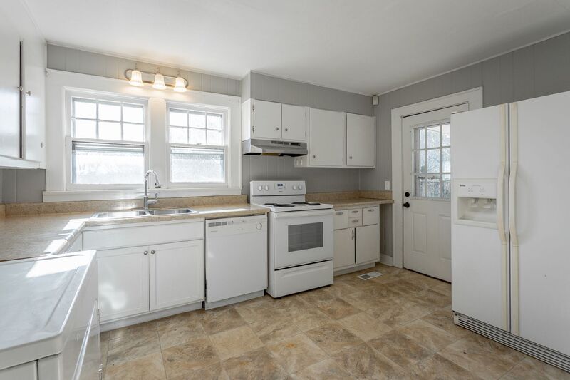 Chattanooga House: 209 S Moss Avenue