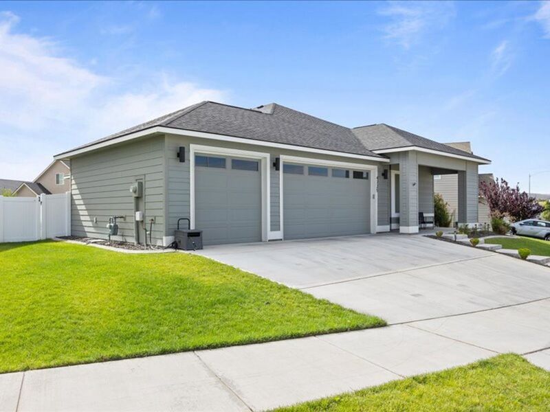 Richland House: 4725 Roark Dr