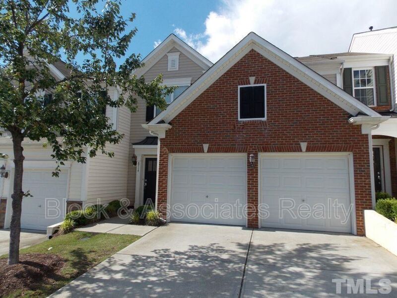 Raleigh House: 8714 Wild Magnolia Drive