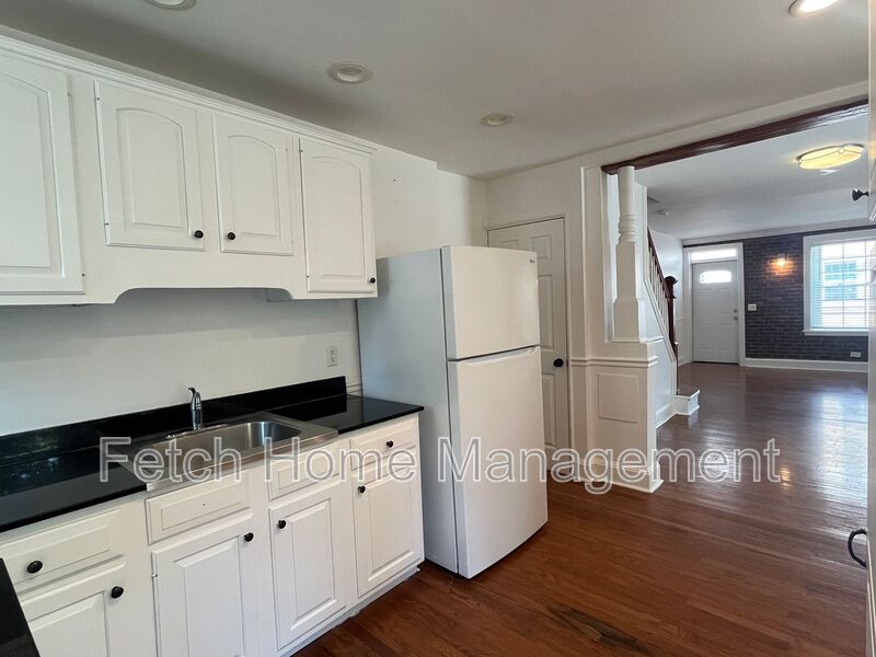 Lancaster House: 474 Atlantic Avenue