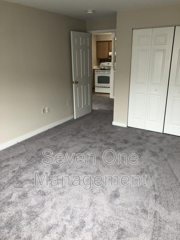 Philadelphia Condo: 497 Conarroe - B