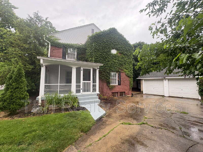Indianapolis Condo: 6061 North Park Avenue