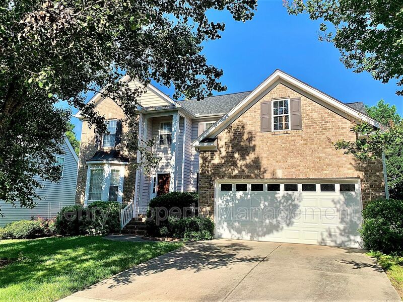 Cary House: 612 Park York Lane