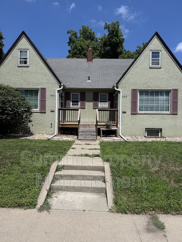 Sioux Falls Condo: 604 W 9th St