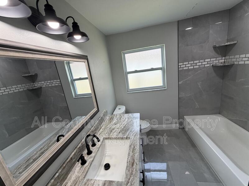 Main Rental Photo 10