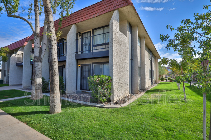 Tempe House: 700 W University Dr Unit 235