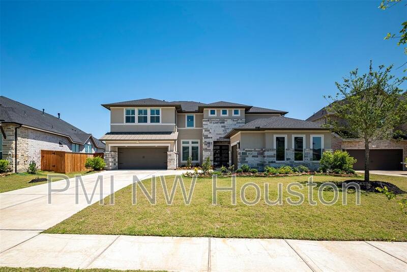 Katy House: 244 Summer Sunrise Dr