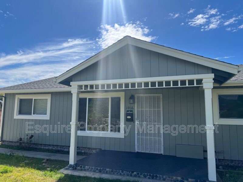 FILLMORE House: 1016 SESPE AVENUE