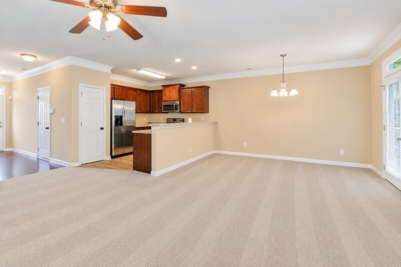 Main Rental Photo 6