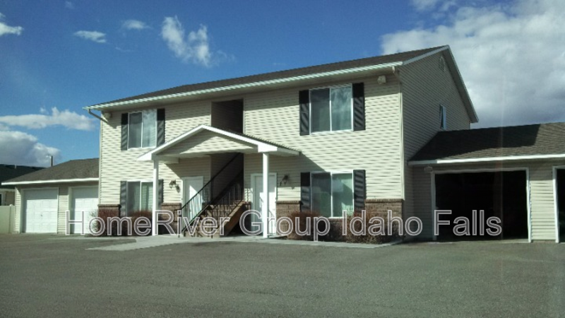 Ammon Condo: 1350 Midway Ave