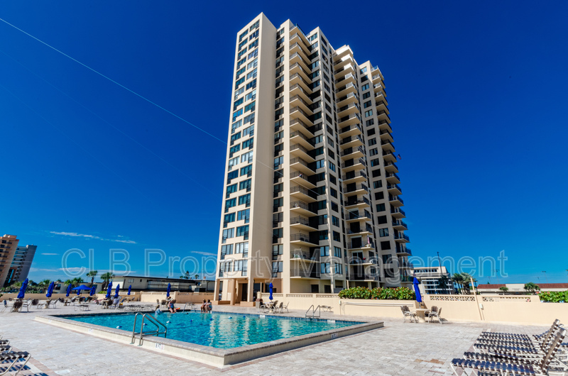 Daytona Beach Condo: 3051 S Atlantic Ave