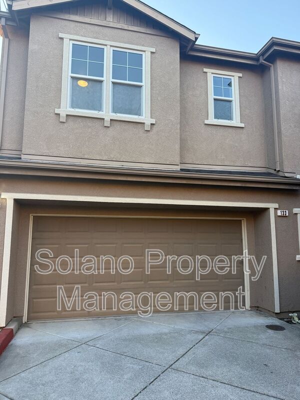 Suisun City House: 133 Summertime Lane