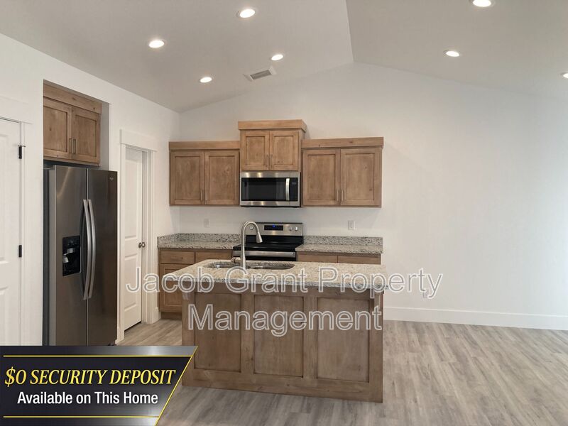 Idaho Falls House: 5876 Rammell Rd