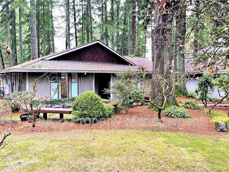 Hillsboro House: 515 Southeast 26th Avenue