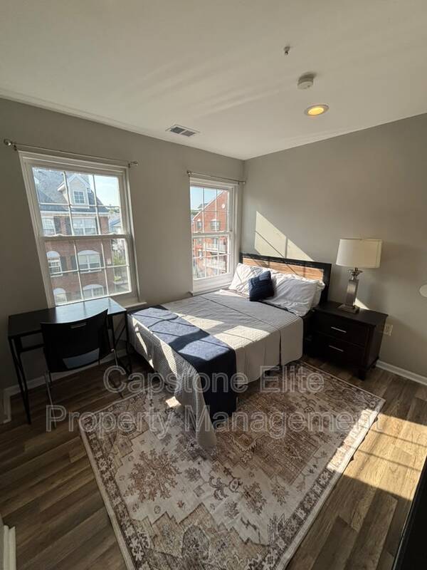 Newark Condo: 38 Marrow St - Standard Hallway