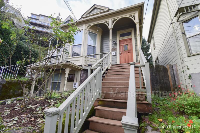 Portland Condo: 2065 Southwest Park Avenue Unit A