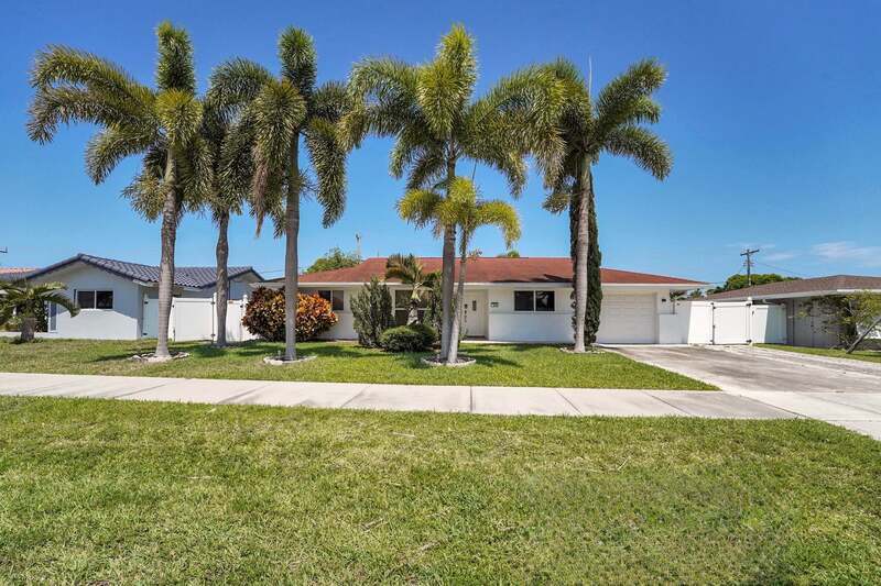 Boca Raton House: 600 NW 12th Avenue