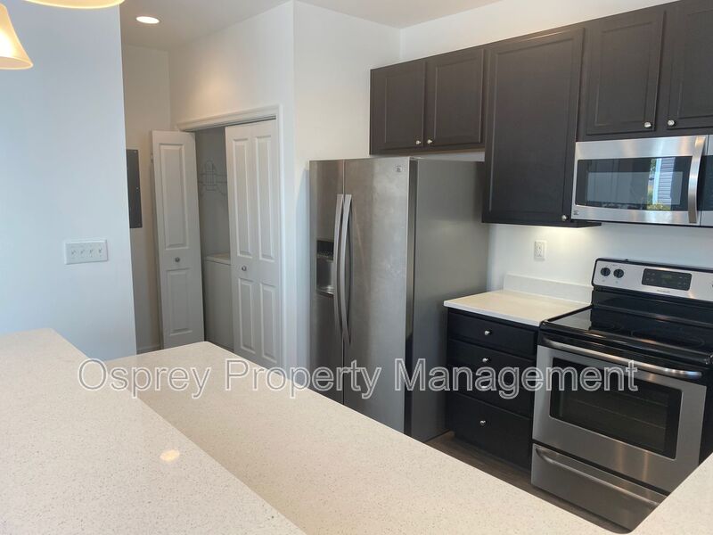 Stylish 2-Bedroom Condo in Spence Crossing - Photo 6
