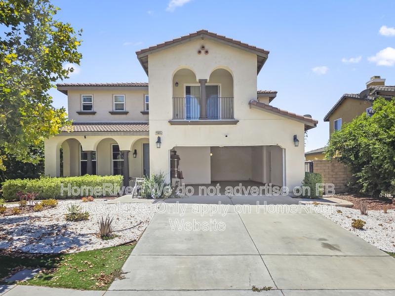Wildomar House: 23655 Glazebrook Rd