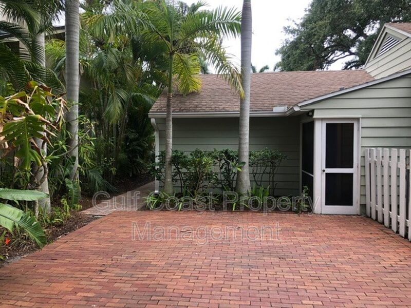 1838 Irving St Sarasota FL 34236 - Photo 10