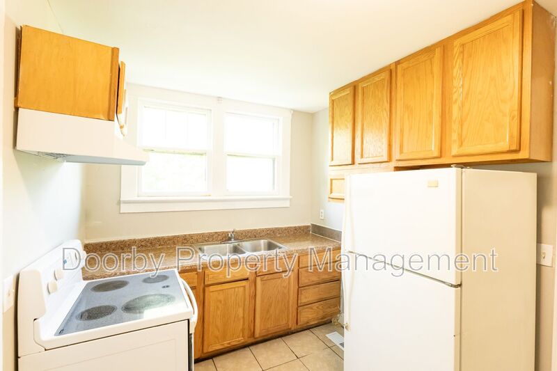 Chattanooga House: 2417 13th Ave.