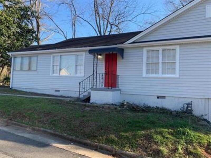 Griffin House: 352 Adams Street