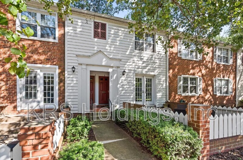 Arlington Condo: 2515 Walter Reed Dr.