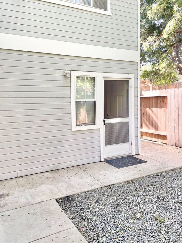 Costa Mesa House: 362 Ralcam Place