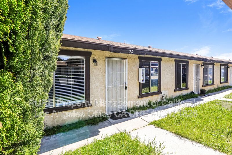 Moreno Valley House: 23815 Hemlock Ave