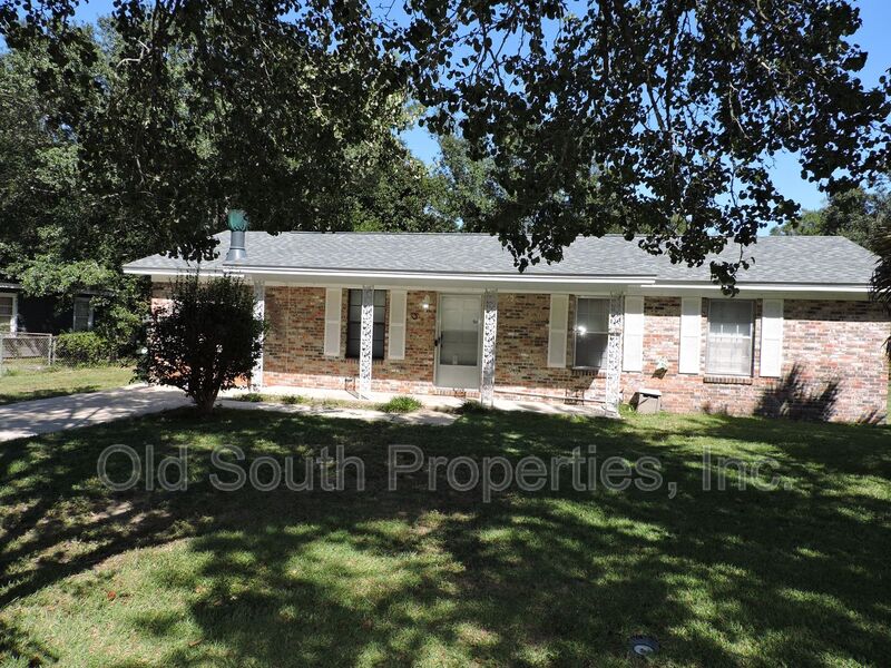 Pensacola House: 6970 Woodley Dr