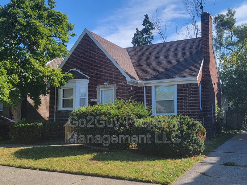 Detroit House: 18934 Asbury Park