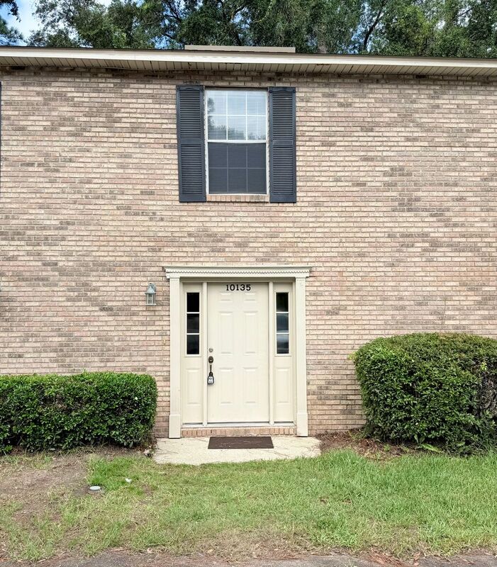 Pensacola House: 10135 Vixen Pl GLE