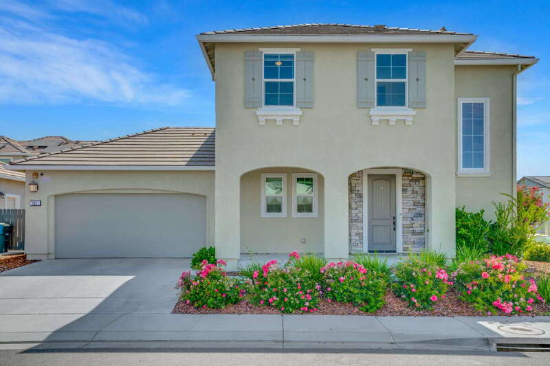 Vacaville House: 567 Datura Drive