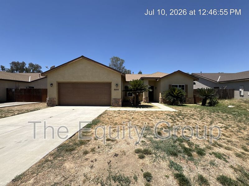 Visalia House: 30743 Cottontail St