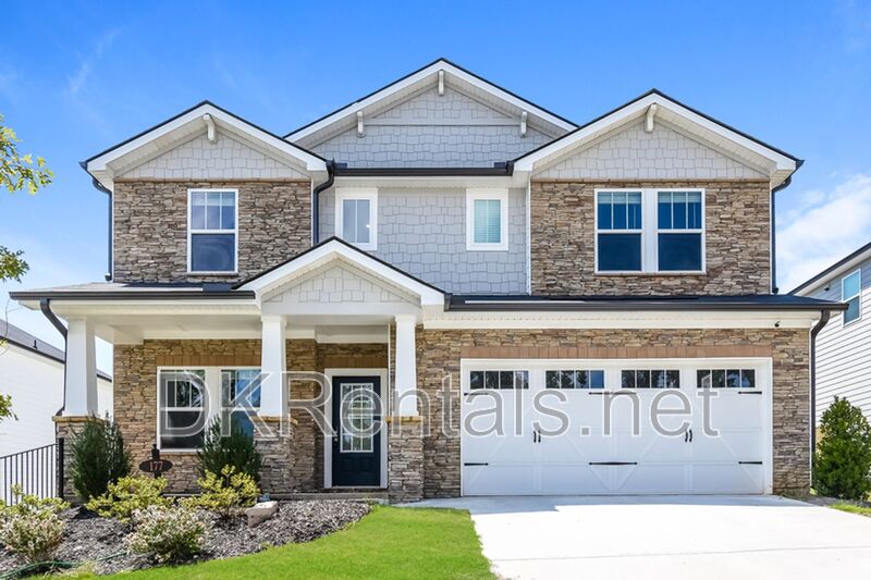 Dawsonville House: 177 Water Oak Way