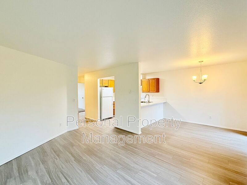 Vancouver Condo: 3412 NE 66th Ave