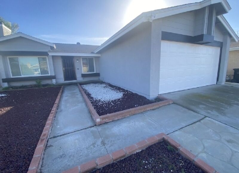 San Diego House: 7847 Bacadi Dr