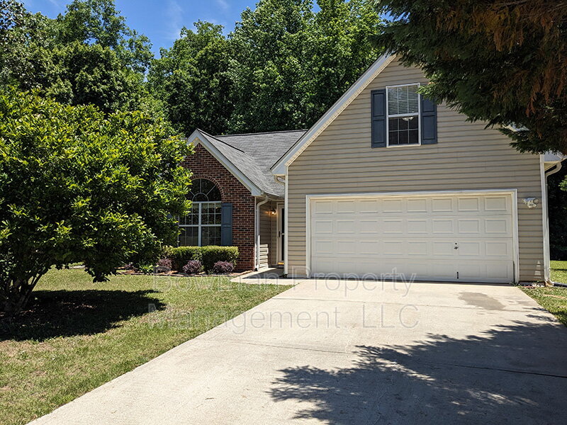 Athens House: 239 Jasmine Trl