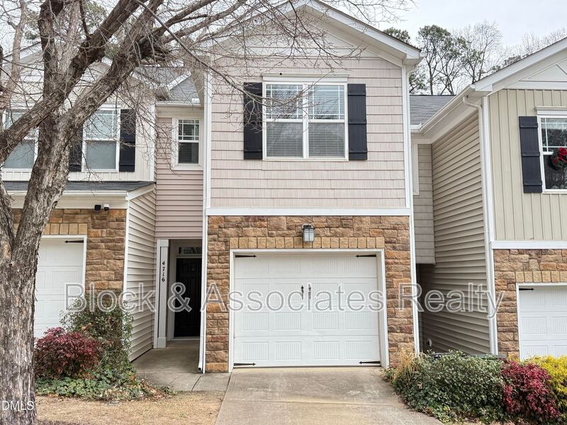 Raleigh House: 4716 Altha Street