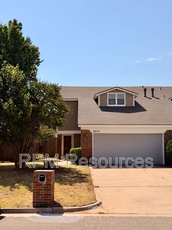 Oklahoma City Condo: 6012 Gaelic Glen Dr