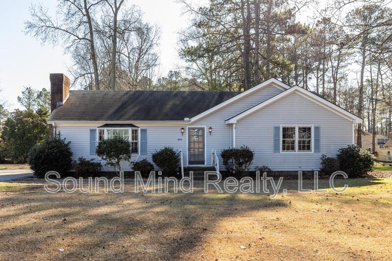 Rocky Mount House: 1601 Homestead Road