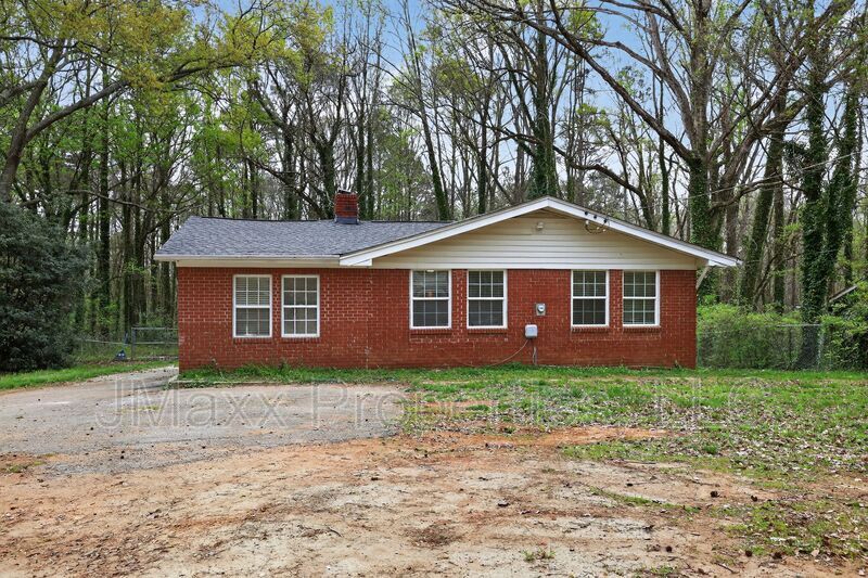 Atlanta House: 2628 Butner Road