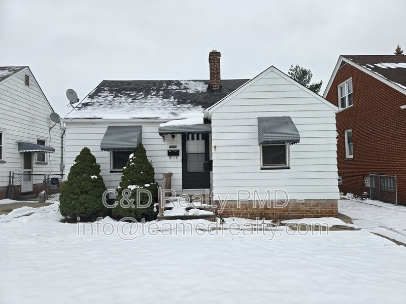 Garfield Heights House: 4667 East 86th Street