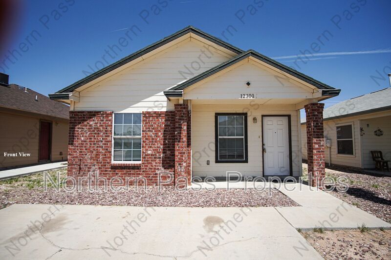 El Paso House: 12301 Tierra Alaska