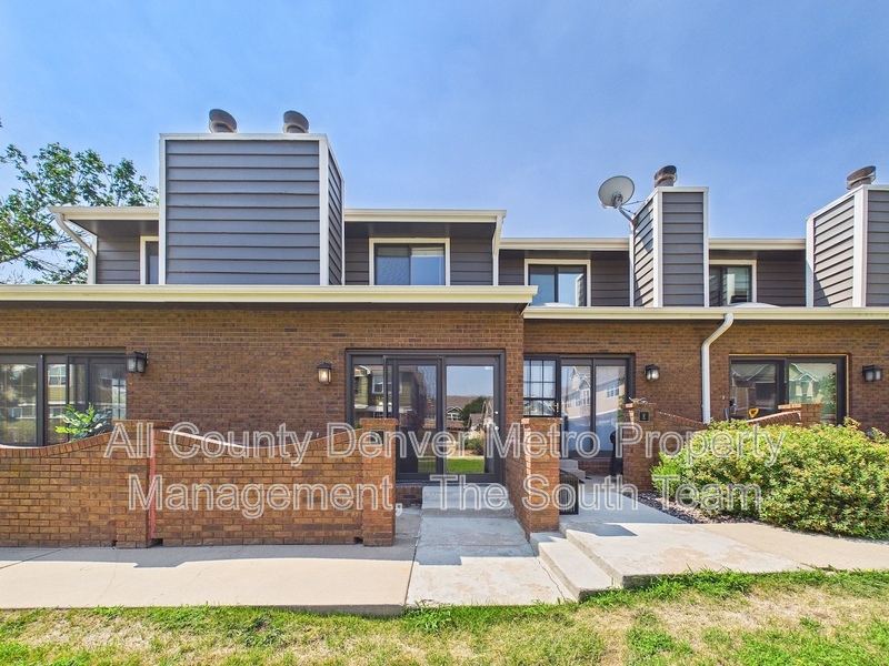 Arvada Townhome: 11555 W 70th Place