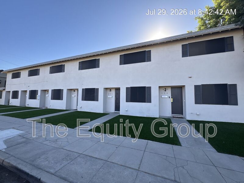 Visalia House: 402 N West St
