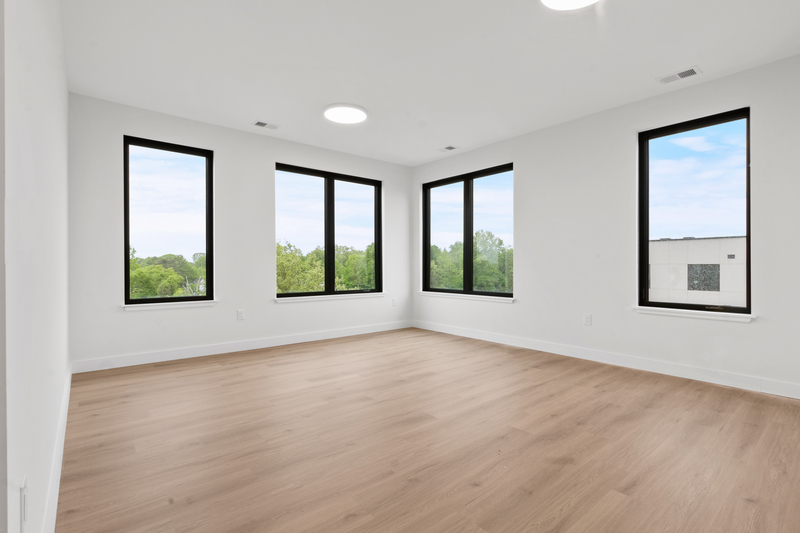 Orange Condo: 407 Highland Avenue - 502