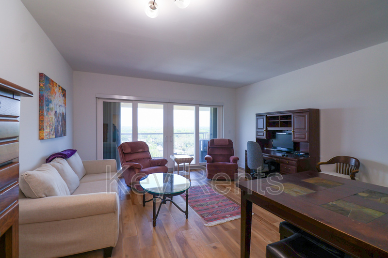 Pensacola Condo: 825 Bayshore Dr